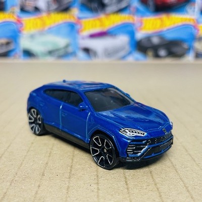Hot Wheels 17 Lamborghini Urus Blue Factory Fresh Loose
