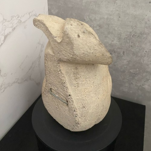 Carruth Studio Handcrafted Stone Peary Winkle Smiling Face Wall 5.5" Sculpture - Picture 5 of 11