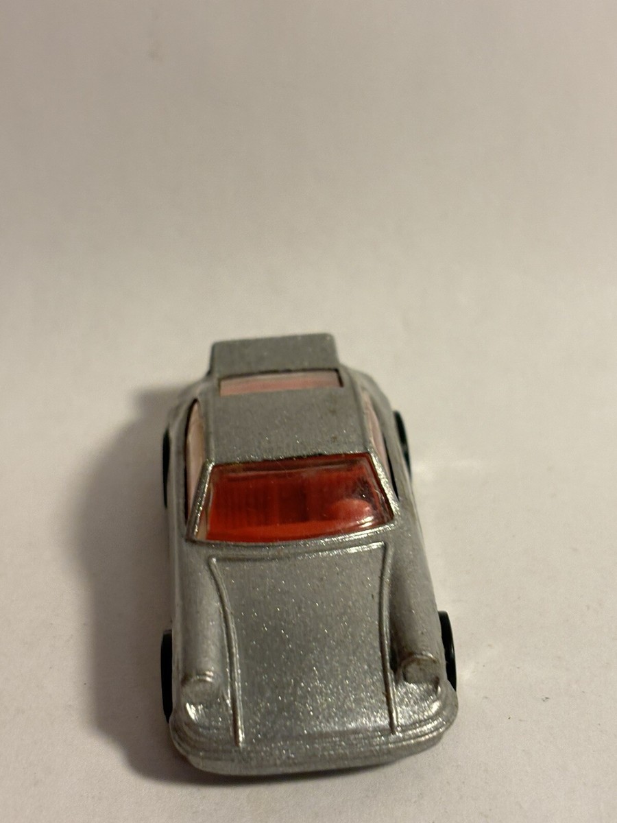 1998 Vintage Hot Wheels Porsche 911 Carrera Metalflake Silver Die