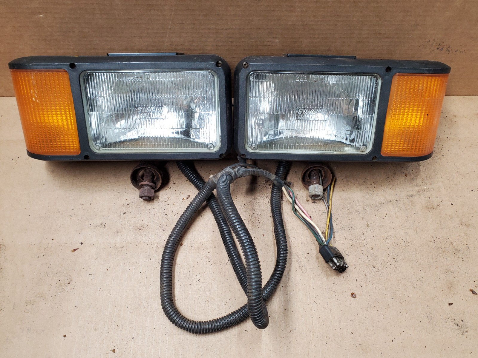 Working Meyer Snow Plow lights by Trucklite Meyers 5 wire Headlight *DIFF. PLUG* eBay