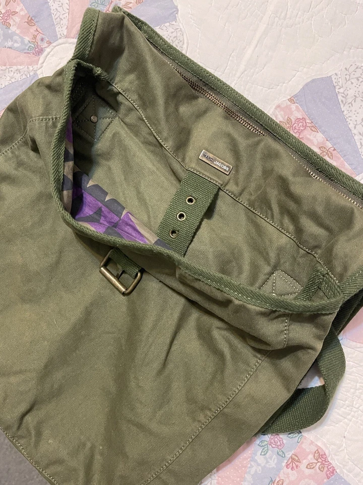 Marc Jacobs Militar Ejército Bolso Maletín Carga Gamuza Lona Verde Oliva Mensajero Foto 4 de 4