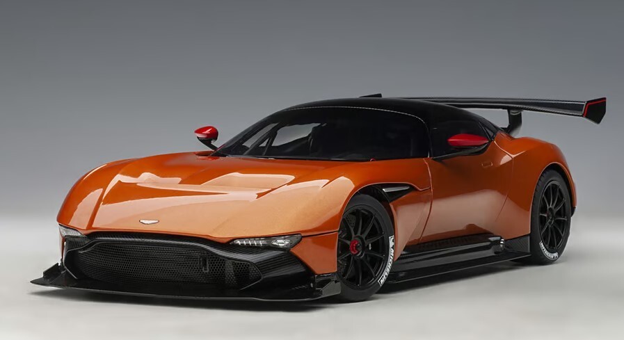 AUTOart Aston Martin Vulcan Madagascar Orange 70264