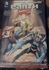 Earth 2: Vol 2. The Tower of Fate by James Robinson (2013, Hardcover) NEW