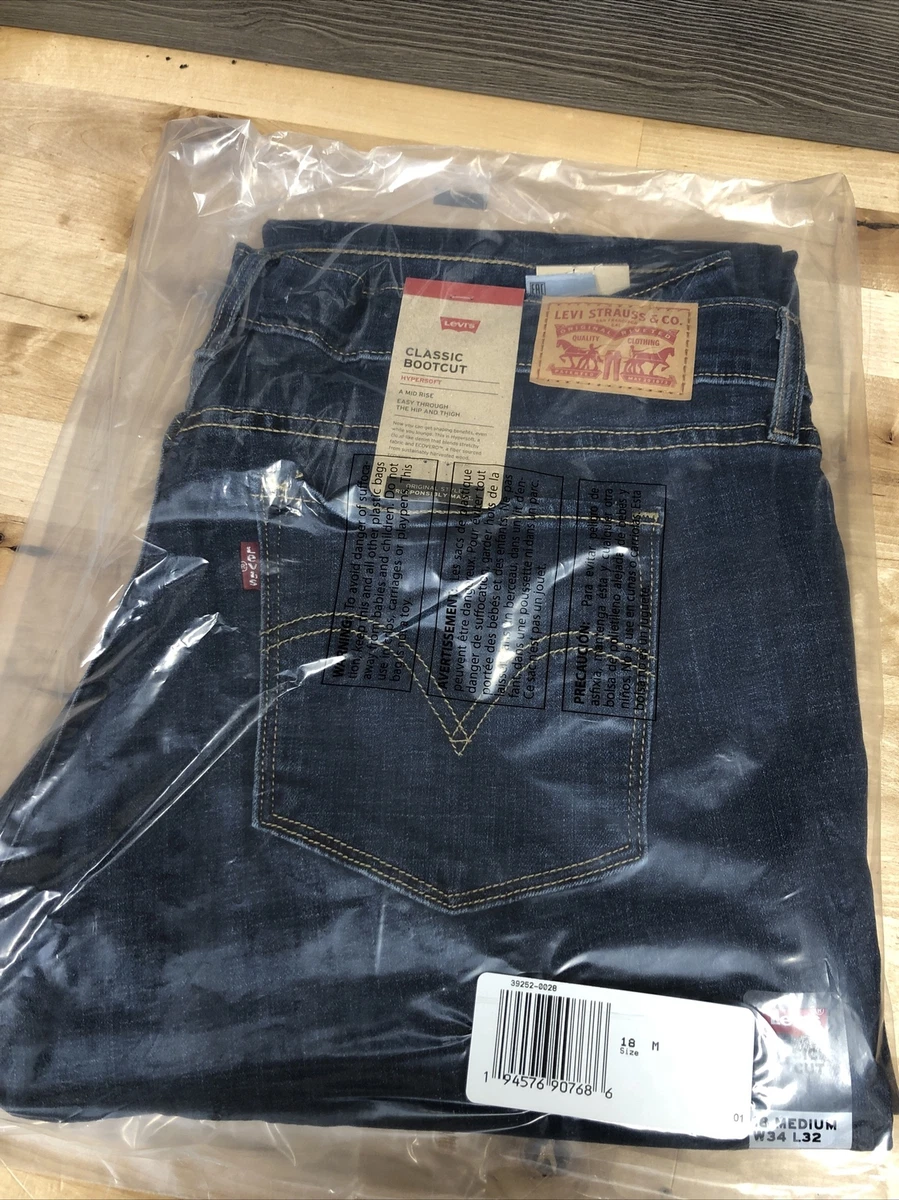 Levi s Women s Classic Bootcut Jeans 18 Medium Size 34x32 Blue New