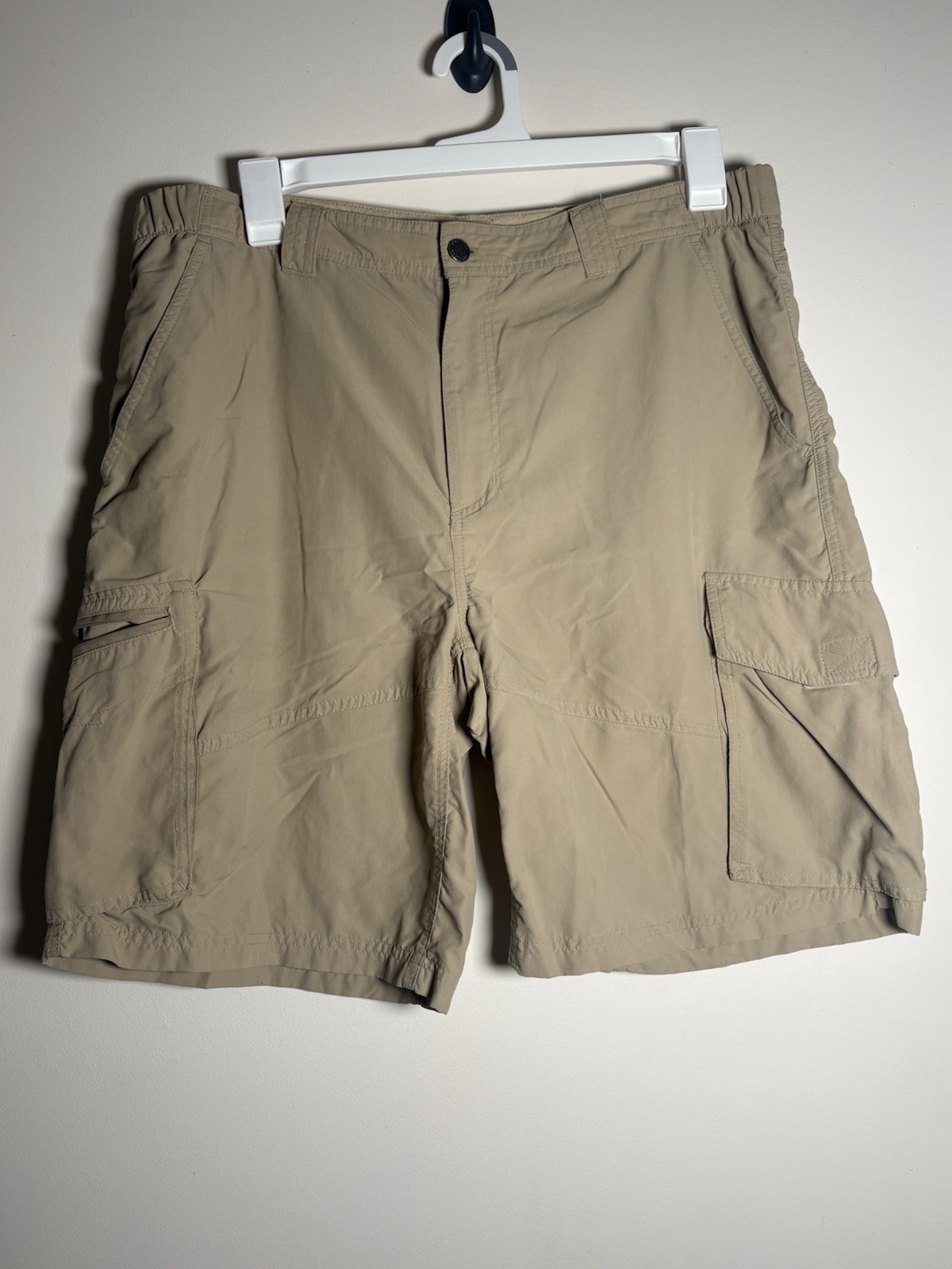 Columbia Tan Khaki Cargo Shorts Mens Sz 38 Hiking Fishing Utility Omni Shade