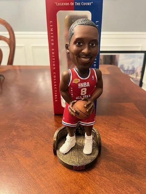 【貴重！】ロサンゼルスレイカーズ　KOBE BRYANT ボブルヘッド Amazon.co.jp: NBA バスケットボール 選手 ボブルヘッド フィギュア