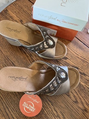 NATURAL SOUL Women's Ragan Nickel Smooth, Jeweled Slip On Sandal 8.5 M, NEW 