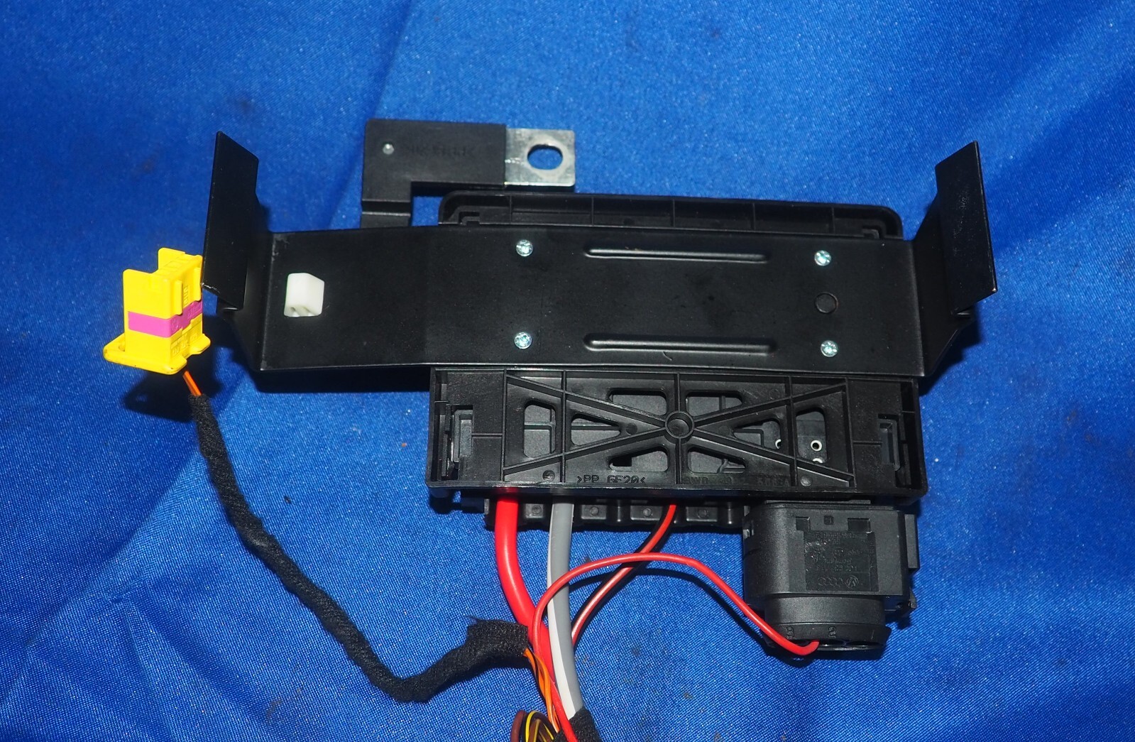 2006-2012 Bentley Flying Spur Sedan Right Side Negative Battery Cable Fuse Box