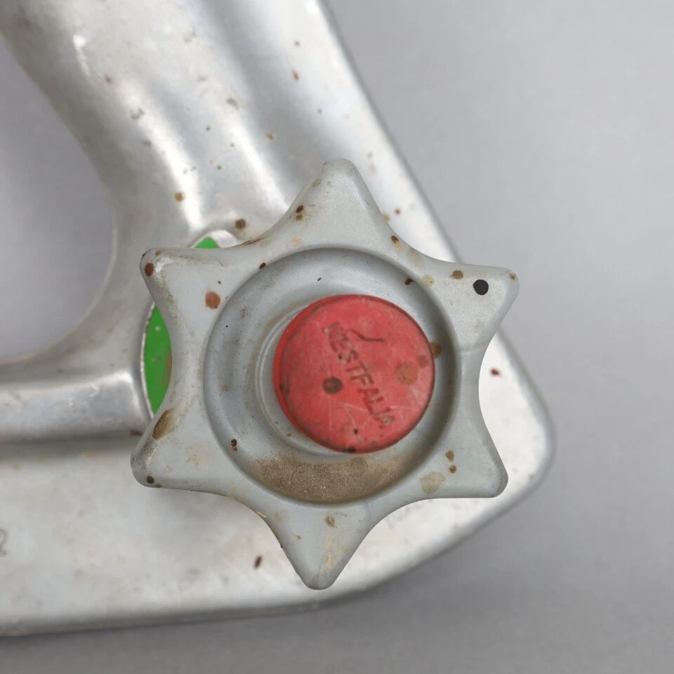 2001-2006 BMW 325i 330i Sedan Euro Westfalia Tow Hitch "Rare" 1095862 Used OEM Foto 4 de 4