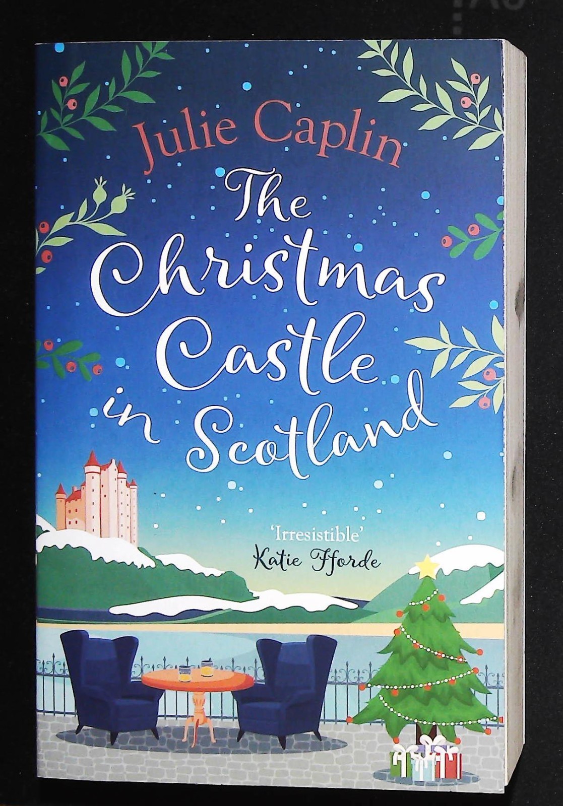 The Christmas Castle in Scotland Julie Caplin Book NEW Paperback Romance Novel