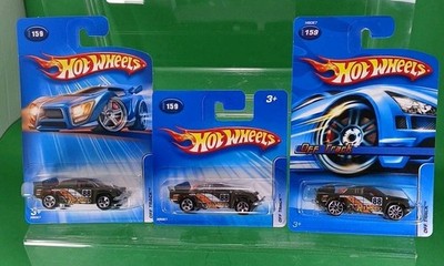 Lot Of 3 Hot Wheels OFF TRACK Off Road Pick Up Green Variations #159 W/ Short