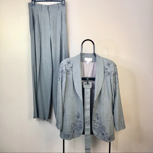 Raro Traje Vintage 3 Piezas Gris Pin Rayas Cuentas Talla 8 Pantalones Cinturón Blazer Lana Foto 3 de 4