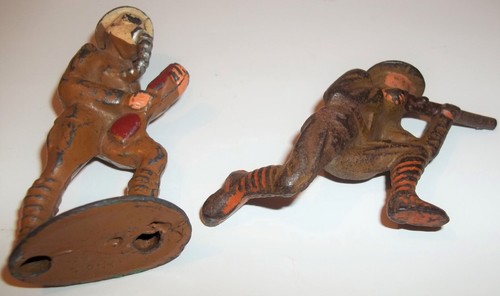 2 Manoil Toy Soldiers - WW1....................................................c - Picture 3 of 5