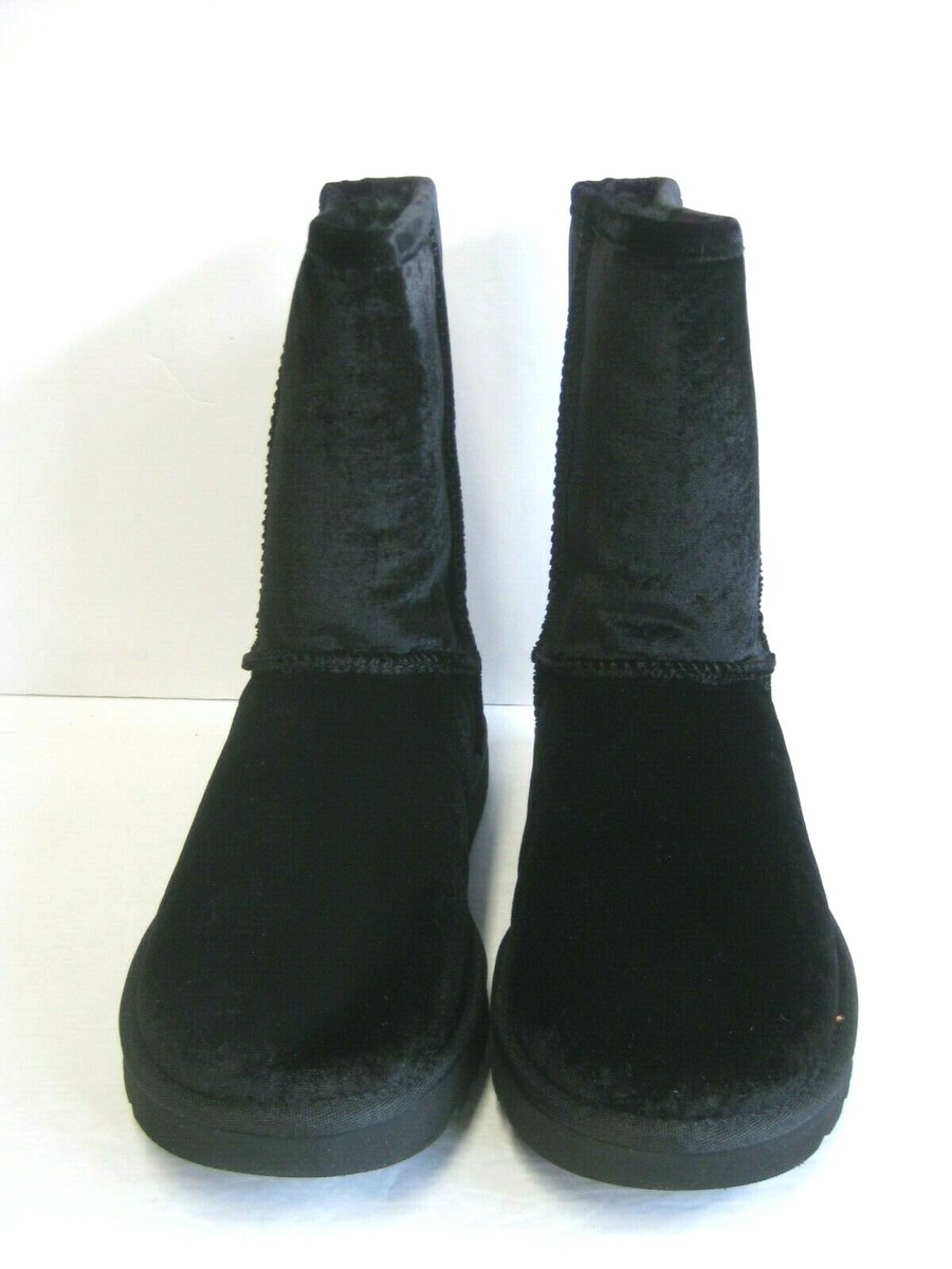 UGG CLASSIC SHORT II VELVET WOMEN BOOTS BLACK US 6 /UK 4 /EU UGG CLASSIC SHORT II VELVET WOMEN BOOTS BLACK US 6 /UK 4 /EU