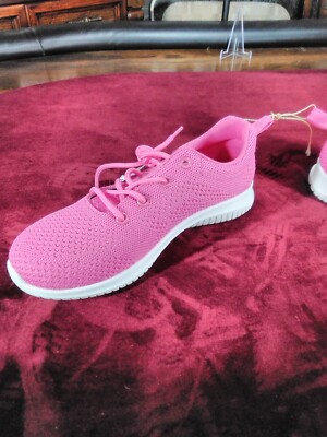 New, Clean, Pro Player Womens Sports size Nice