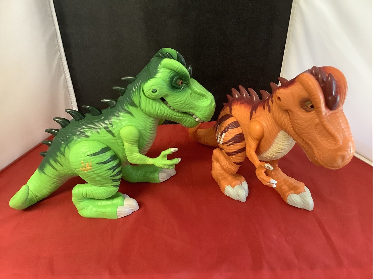 Hasbro Jurassic World T Rex Dinosaurs Electronic Roar Light Up