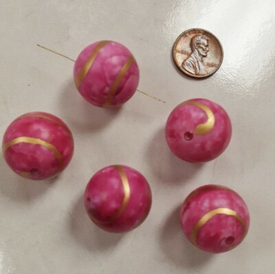 6 VINTAGE PINK WASH GOLD HAND PAINTED SPIRAL 22mm. ROUND ACRYLIC BEADS N261