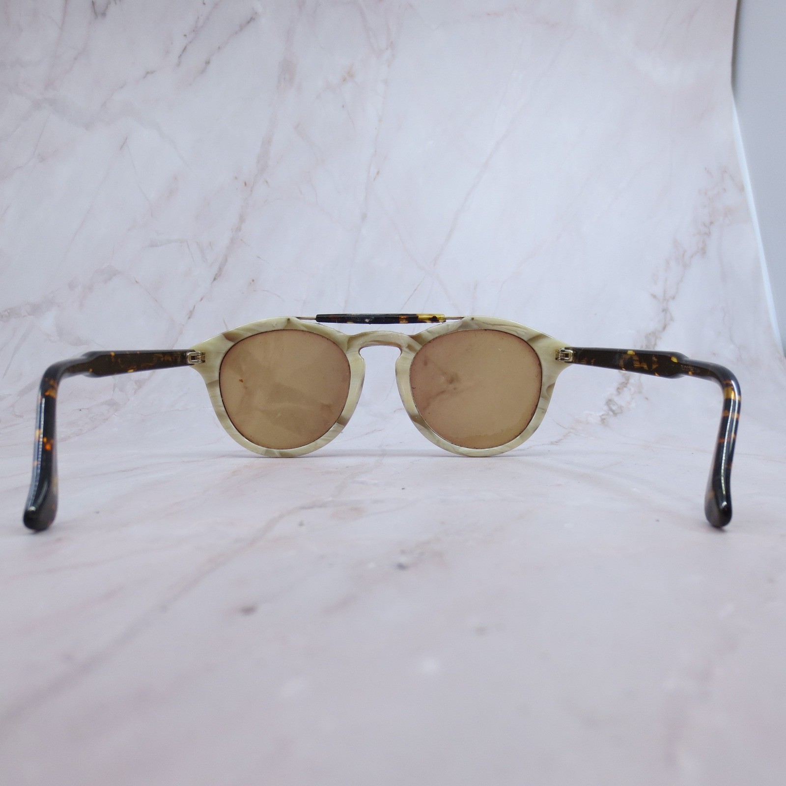 Gucci Round Tortoise Shell Sunglasses Double Brid… - image 3
