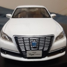 Crown Royal 210 Series Hybrid Minicar Minicar