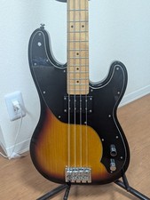 Squier Precision Bass mod