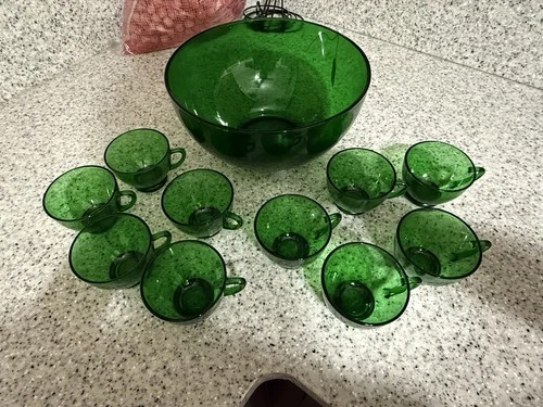 Anchor hocking Emerald Green Punch Bowl Set