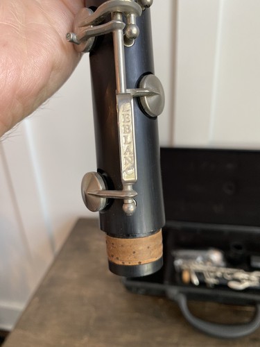 Leblanc Bliss Clarinet Made In USA With Original Case NICE FREE SHIPPING!! - Picture 7 of 16