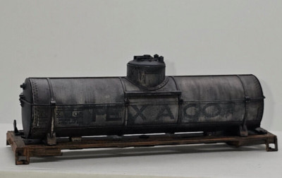 H0 Scale Texaco Single Dome Tank Train Car Silver Rusty Rolling Stock