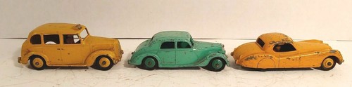 Dinky No. 40A Riley, No. 157 Jaguar and No. 40H Austin Taxi - Picture 2 of 6