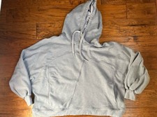 Lululemon Women s Oversized Hoodie M/L Crop Gray