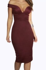 Off-shoulder bodycon dress