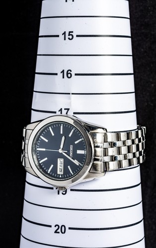 Seiko Blue Dial Men's Quartz Watch -- Working, Ø36mm Case - Picture 8 of 9