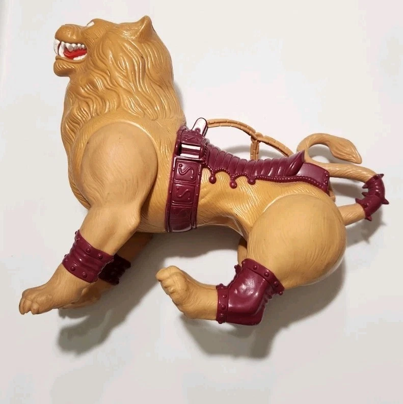 FIGURA DE ACCIÓN SUPER NATURALS LIONWING FIGURA DE BATALLA DE LEÓN DE JUGUETE TONKA DE COLECCIÓN Foto 3 de 4