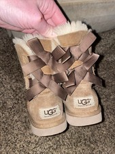   UGG Kids Chestnut Suede Shearling Bow Back Boots Winter Warm Girls Size 12 USA