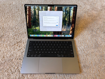 MacBook Pro (2023) 14 inch - M2 Max 12-core, 38-core GPU, 64GB RAM, 512GB SSD