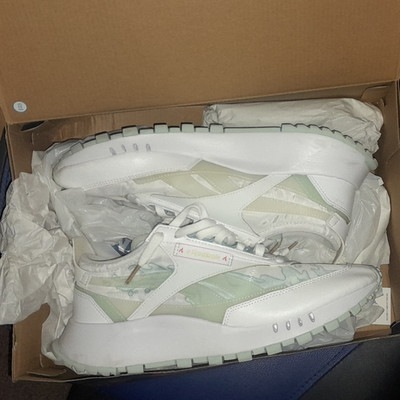 Reebok Hot Ones Classic Leather Legacy ''The Thirst Quencher'' White GV7092