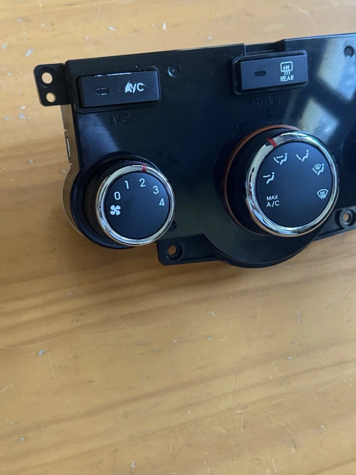2010-2013 KIA FORTE AC HEATER CLIMATE TEMPERATURE CONTROL SWITCH OEM 972501M361 - Image 2 of 4