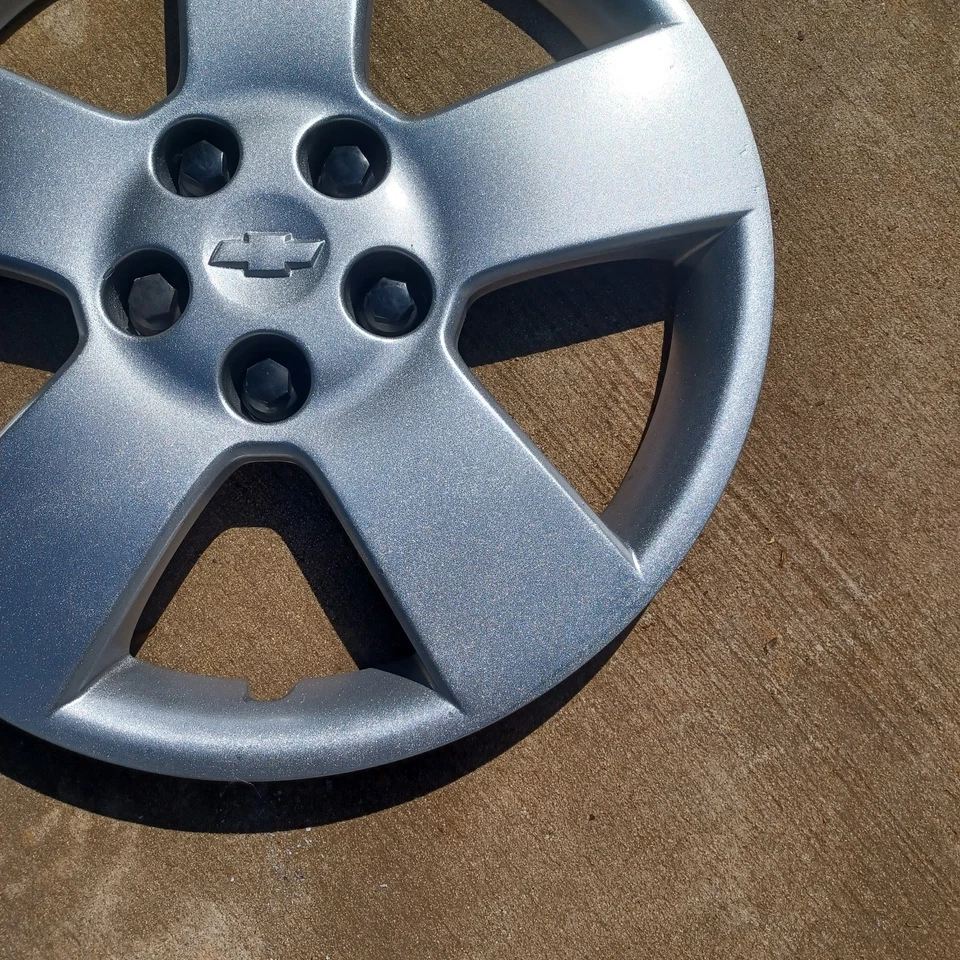 Chevrolet HHR hubcap 2006- 2011 fits 16 inch wheels 9596079, 3251 Repainted - Image 4 of 4