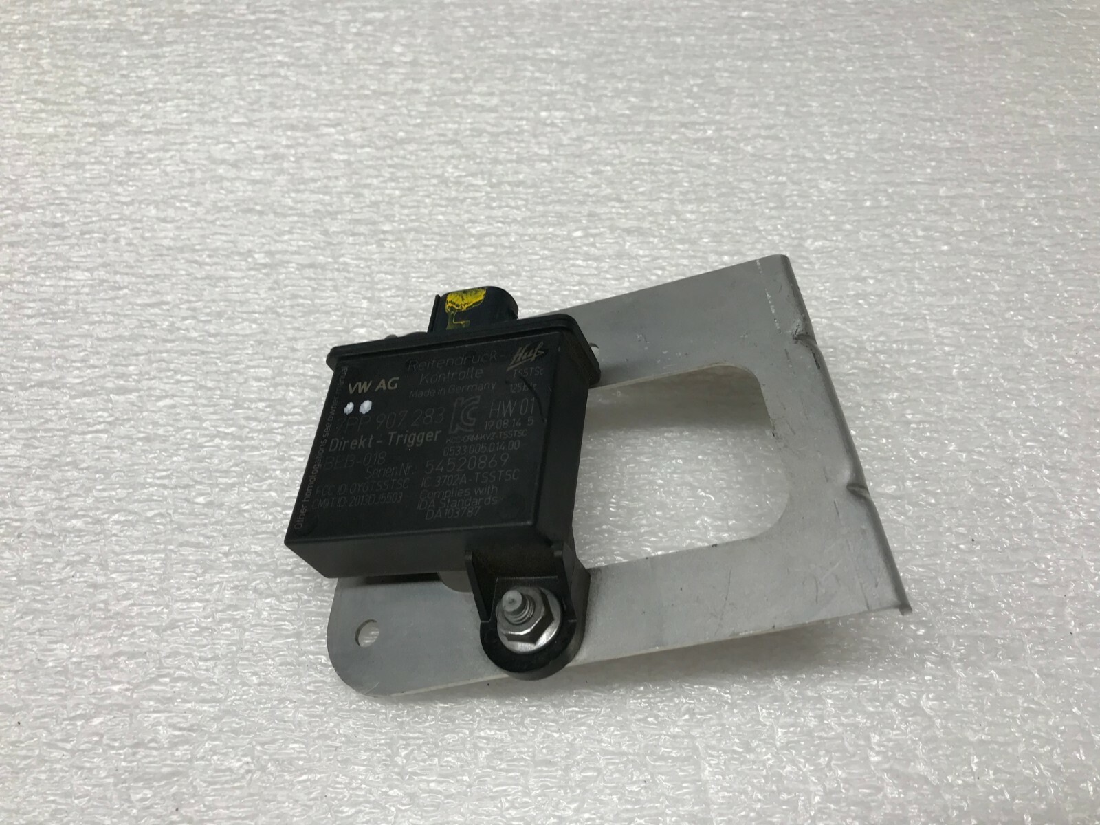 LAMBORGHINI HURACAN LP610 RH TIRE PRESSURE SENSOR ANTENNA BRACKET OEM 7PP907283