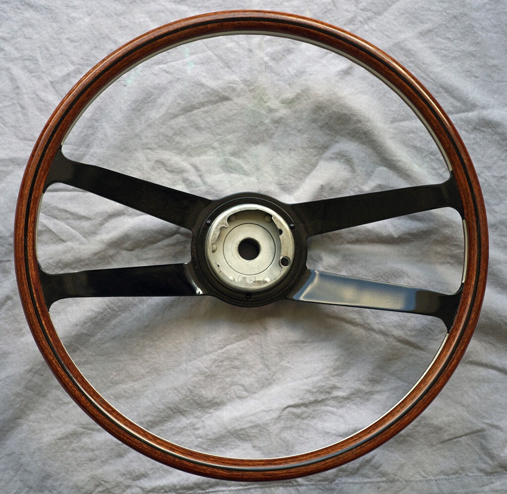 Wood Steering wheel restoration; Nardi, Porsche, Ferrari, Maserati, Lamborghini