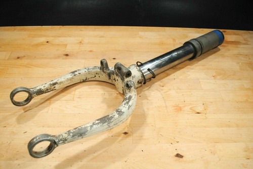 Piper PA23-250 Aztec Nose Landing Gear Fork / Rod Assembly 751-777 31793-003