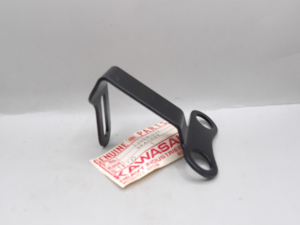 NOS Kawasaki Z1 900 Superbike 73-75 Genuine Headlight Headlamp