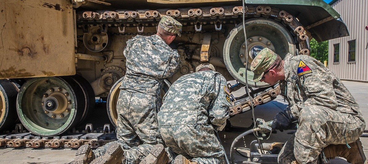 実物 アメリカ軍 CVCカバーオール ACU UCP迷彩 ミディアムレギュラー 実物 アメリカ軍 CVCカバーオール ACU UCP迷彩 ミディアム