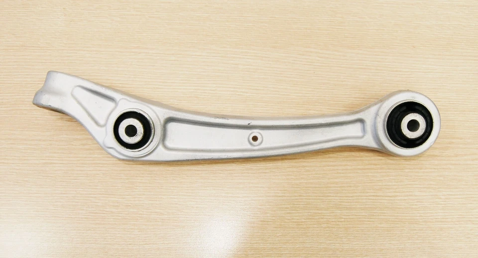 New OEM AUDI A4 A5 A6 A7 Q5 RS5 Front Left Wishbone 8K0407155B 8K0407151D - Image 2 of 3