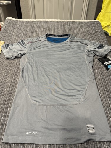 Nike Pro Combat Hyper Cool Training Shirt Sz M NWT 