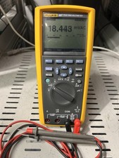 Multimetro Fluke 287 True RMS DMM viene fornito con nuova calibrazione