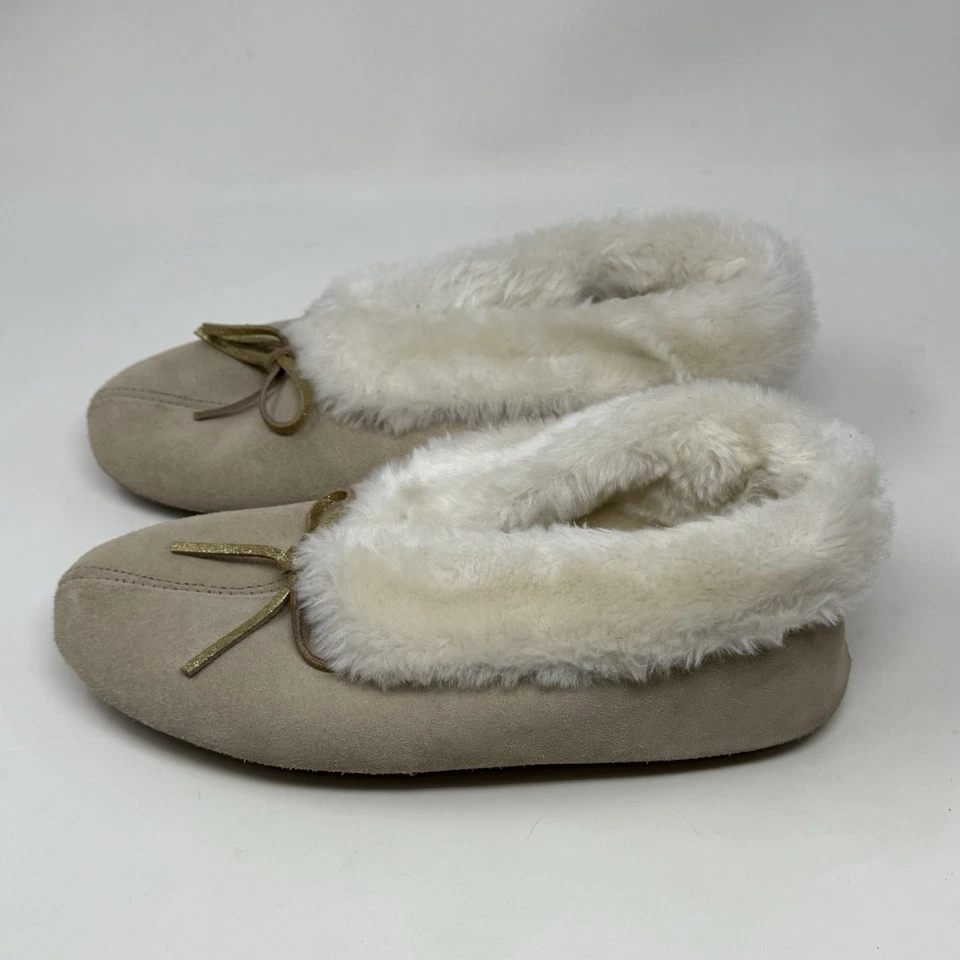 Bass Calm Fur Lined Slippers Womens 8 Beige Suede Booties Slip On Indoor Outdoor - Image 4 of 4