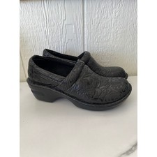 Boc Born Custom Black Embossed Leather Slip On Clogs Mule Shoes Women's Size