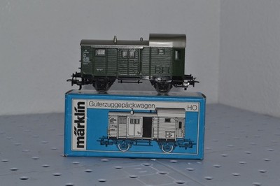 Marklin 4699 HO Green Guterzuggepackwagen Baggage Wagon DB West Germany