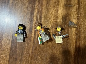 LEGO Adventurers: Temple of Mount Everest (7417) Used