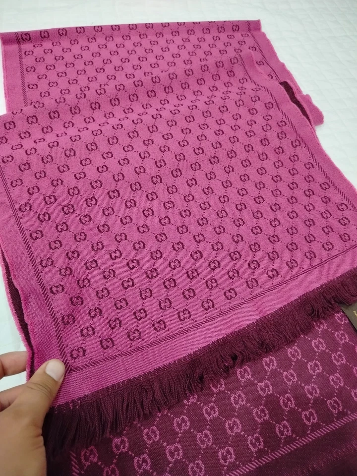 GUCCI women's wool Scarf Shawl Stole wrap Made in Italy GG logo Authentic - Image 3 of 4